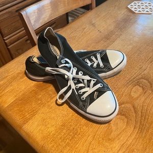 Men’s Black Converse Low